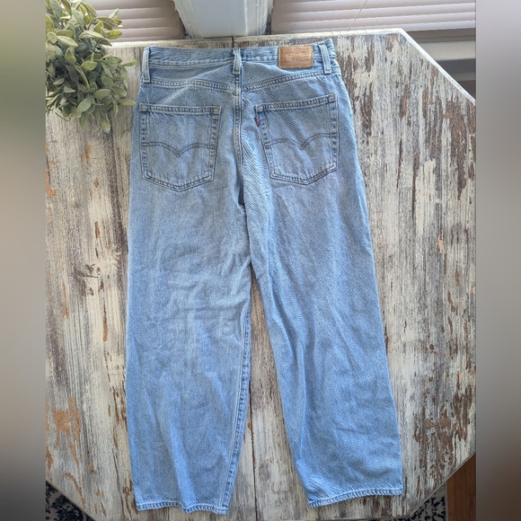 Levi's Baggy Dad Women's Jeans Medium Wash 27 - Picture 9 of 9